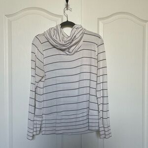 Cable and Gauge White with black stripe long sleeve baggy shirt, size large
